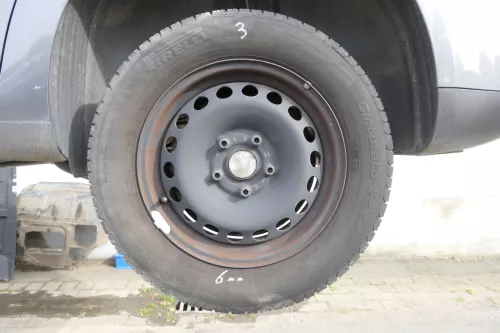 VW Golf 5 6 Touran Sommerreifen Reifen Felgen 195/65 R15 91V Caddy    5-6mm  (160117)