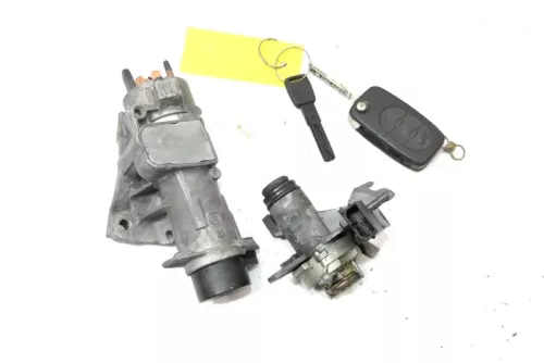 Audi A4 B6 8E Schloßsystem 1x Schlüssel Schloß Zündschloß Heckschl
