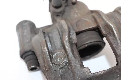 VW LT 35 2D Bremssattel Bremszylinder rechts hinten 2D0615424B Bosch (160275)
