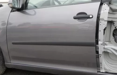 VW Golf 5 V 1K Tür vorne links Fahrertür 4/5-Türer grau LA7T un nur TÜRBLATT  (160307)