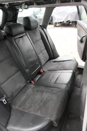 Audi A4 B6 B7 8E Avant Sitz Rückbank Rücksitzbank hinten Leder schwarz Alcantara (160417)