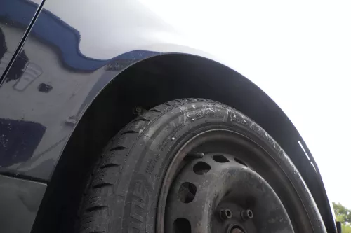 Audi A4 8E B6 Kotflügel vorne rechts blau LZ5L - Dellen (160436)