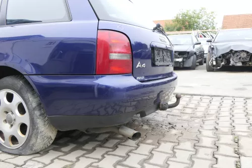 Audi A4 B5 Kombi Variant Stoßstange hinten Heckstoßstange blau LZ5K (160453)