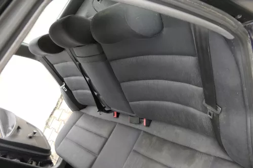 Audi A4 B5 Sitz Sitze hinten Rückbank Rücksitzbank Kombi schwarz Sitzflä (160463)