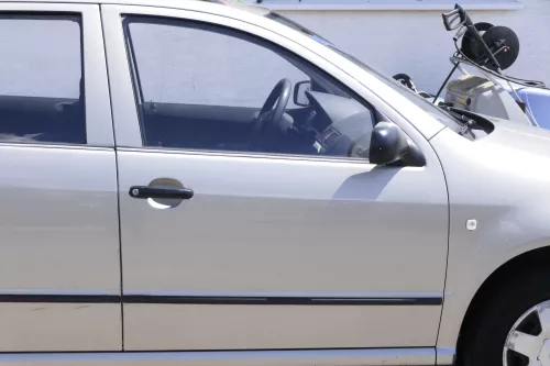 Skod Fabia 6Y Kombi Limousine Tür vorne rechts Beifahrertür gelb beige gold LF8F (160661)