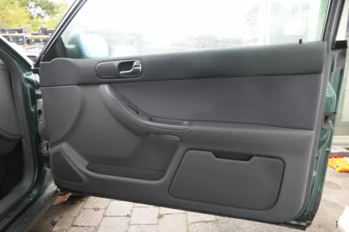 Audi A3 8L Türverkleidung Verkleidung Tür vorne rechts 2/3-Türer (160740)