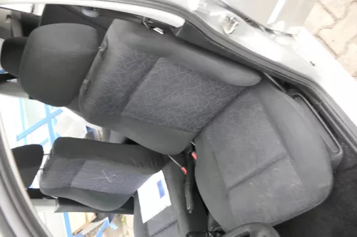 VW Polo 6N2 Seat Ibiza 6K Golf 3 Sitz vorne links Fahrersitz 4/5-Türer höhenve (161153)