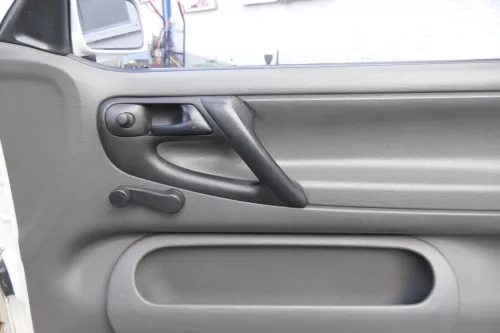 VW Polo 6N Türverkleidung Verkleidung Tür vorne rechts 2/3-Türer grau i (161261)