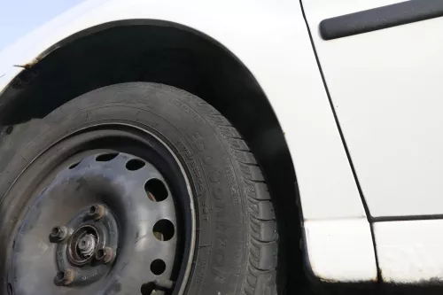 VW Polo 6N2 Kotflügel vorne links weiß LB9A (bis unterm Schweller) (161330)