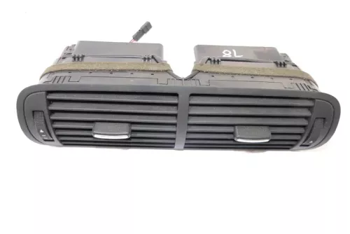 Audi A3 8L Lüftungsdüse Düse Lüftung 8L1820951 Mitte Stecker beleuchtet