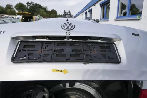 VW Passat 3B Limousine Heckklappe Klappe hinten Kofferraumklappe silber LB7Z o (161690)