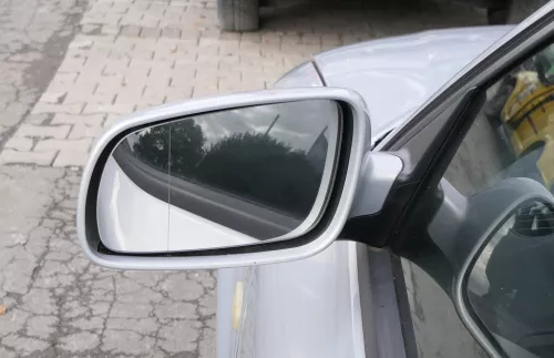 VW Passat 3B 3BG elektrischer Spiegel Außenspiegel links mit Glas Silber LB7Z md (161692)