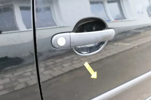 VW Lupo Seat Arosa Tür vorne rechts Beifahrertür schwarz L041 (mechanischerFenst (162082)