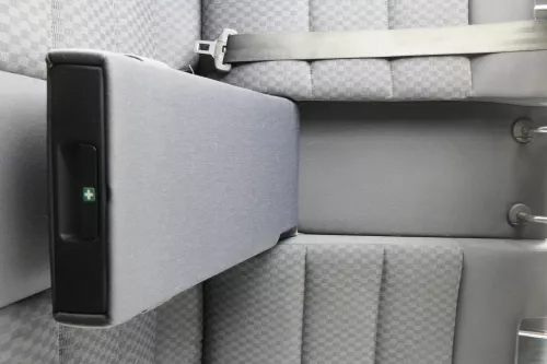 Audi A4 B5 Kombi Avant Rückbank Rücksitzbank Sitz Rücksitz 3 Punkt Gurt Kopfstüt (162144)