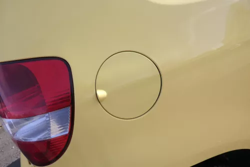 VW Fox 5Z Tankdeckel Klappe Tankklappe Deckel Tank gelb LY1C (162311)