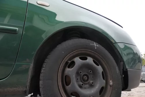 VW Lupo Kotflügel vorne rechts grün LA6N (162384)
