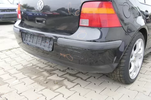 VW Golf 4 Limousine Stoßstange hinten Heckstoßstange Stoßfänger schwarz LC9Z bla (162397)