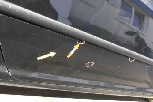 VW Golf 4 Tür vorne rechts Beifahrertür 2/3-Türer schwarz L041 ohne (162424)