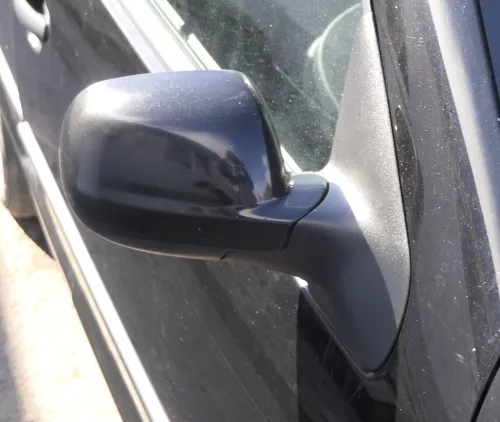 VW Golf 4 Bora manueller Spiegel vorne rechts Außenspiegel schwarz L041 (162428)