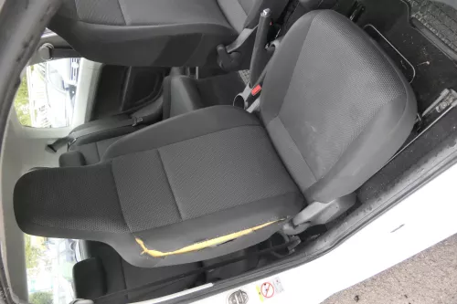 VW Up Mii Citigo Sitz Beifahrersitz vorne rechts schwarz dunkelgrau Airbag-offen (162478)