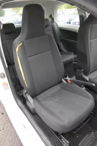 VW Up Mii Citigo Sitz Beifahrersitz vorne rechts schwarz dunkelgrau Airbag-offen (162478)