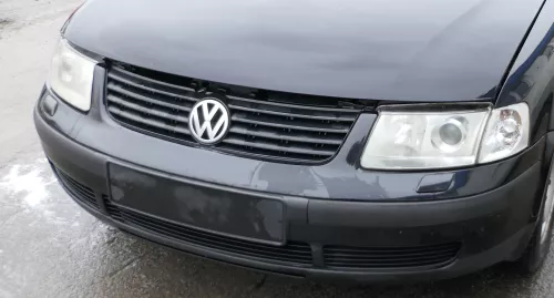 VW Passat 3B Scheinwerfer rechts und links vorne Xenon + Steuergerät (162650)
