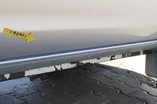 VW Amarok 2H Tür vorne rechts Beifahrertür silber LA7W - ohne Anbauteile (162811)