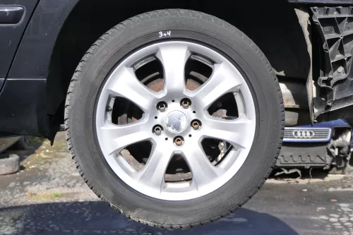 Audi A4 8E A6 4B Alufelgen 205/55 R16 91H Winterreifen Reifen wechseln KBA 46312 (162983)
