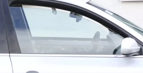 VW Passat 3B 3BG vorne rechts Fenster Scheibe in Tür Fensterscheibe (162996)