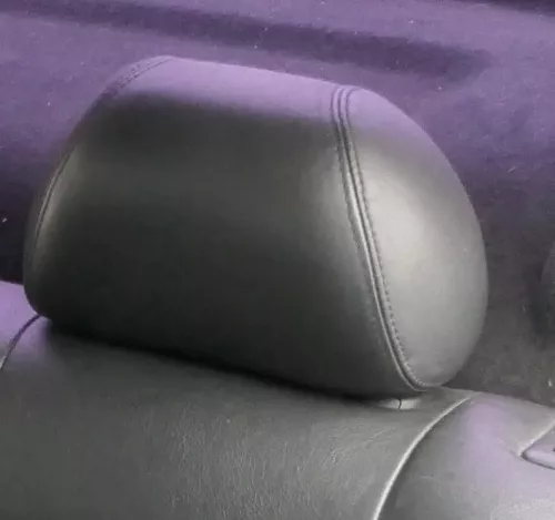 1x Seat Leon Toledeo 1M Sitz hinten links rechts mitte Kopfstütze Leder schwarz (163191)
