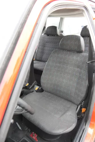 VW Polo 6N 6N2 Seat Ibiza 6K Golf 3 Sitz vorne links Fahrersitz 4/5-Türer + Kom 