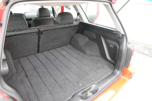 VW Golf 3 1H Variant Kombi Verkleidung Teppich Kofferraum Kofferraumteppich schw (163212)