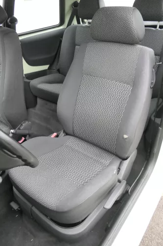 Seat Arosa Lupo Sitz vorne links Fahrersitz Höhenverstellung (163288)