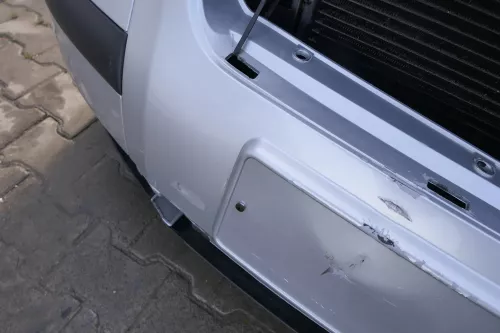 VW Passat 3BG Stoßstange vorne Frontstoßstange Stoßfänger silber LA7W reflexsilb (163297)