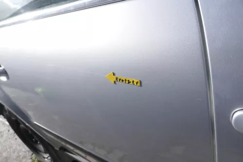 VW Passat 3B 3BG 3B6 Kombi Avant Tür hinten rechts mit Scheibe grau silber LA7W (163303)