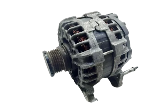 Passat Caddy Lichtmaschine Generator 03L903023K 140A 2,0 TDI Freilauf  (163436)