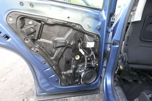 VW Tiguan 5N elektrischer Fensterheber hinten links Fensterhebermodul Modul (163478)