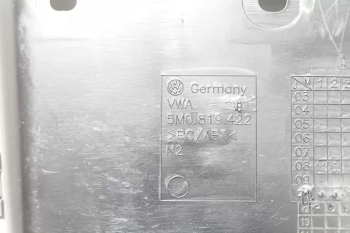 VW Golf 5M Plus Rahmen Blende Abdeckung Lüftung um Klimabedienteil Heizung (163548)