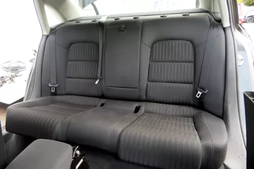 Audi A4 8K B8 Sitz Rückbank Rücksitzbank hinten 3-Punkt-Gurt schwarz soul (163597)