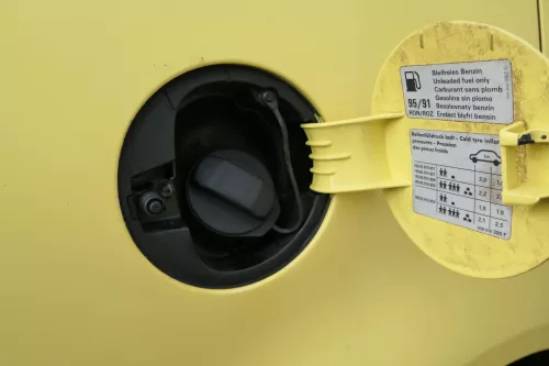 VW Polo 9N3 9N Cross Tankdeckel Klappe Tankklappe Deckel Tank gelb LD1B (163800)