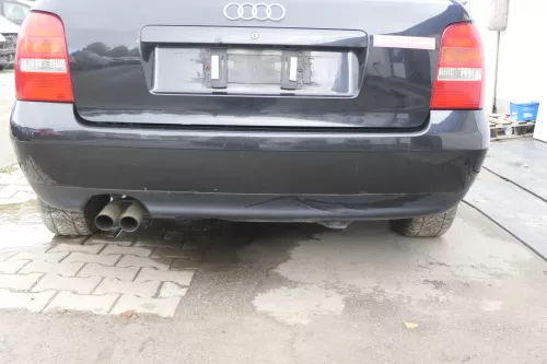 Audi A4 B5 Kombi Variant Stoßstange hinten Heckstoßstange schwarz LZ9W Facelift (163991)
