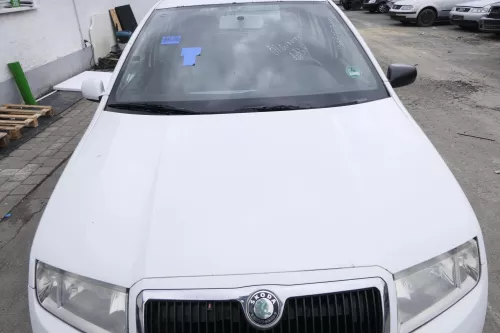 Skoda Fabia 6Y Motorhaube Klappe vorne weiß LF9E mit Grill vorn