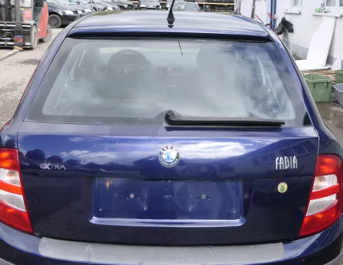 Skoda Fabia 6Y6 Schrägheck Heckklappe Kofferraumklappe hinten blau LF5U (164192)