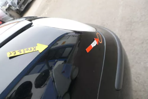 VW Polo 9N Kotflügel vorne rechts schwarz L041 bis ca.Bj.2004 (164271)