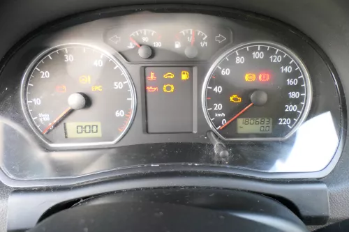 VW Polo 9N Tacho Tachometer Kombiinstrument 180.000km 6Q0920801X 1,4 55kw 63kw (164321)