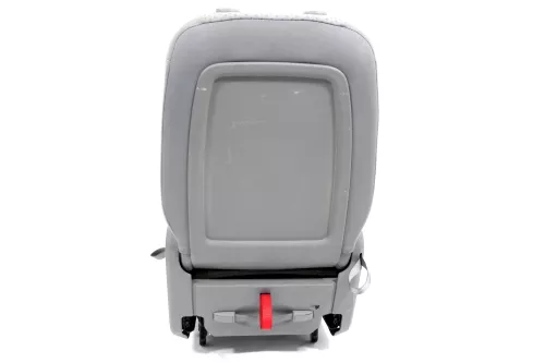 VW Touran Sitz hinten in der Mitte Rücksitz GRAU (164391)