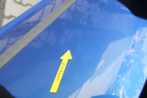 VW Touran 1T 1T3 Tür hinten links blau LA5X und Scheibe ohne Anbauteile (164456)