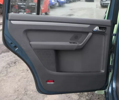 VW Touran 1x Türverkleidung Verkleidung Tür hinten links anthrazit Lautsprecher (164467)