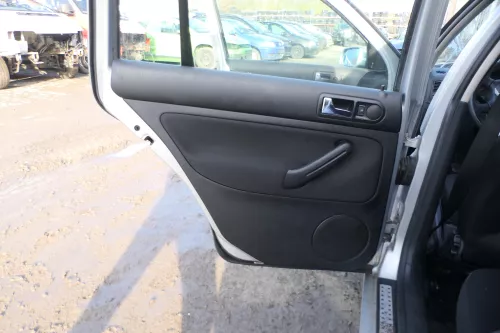 1x VW Golf 4 1J Kombi Türverkleidung Verkleidung Tür hinten links schwarz f (164642)