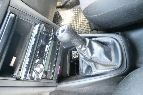 VW Golf 4 Bora Schaltknauf Schaltsack Schaltung Schaltknüppel schwarz Benziner 5 (164651)